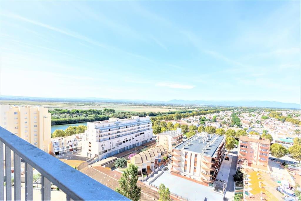 Silv13-Beach, Clima, Wifi, Nice Views Emporda Lejlighed Empuriabrava Eksteriør billede